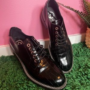 Wishbone collection snakeskin lace up dress shoe